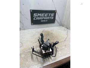 Gebruikte ABS Pomp Hyundai i20 1.2i 16V Prijs € 55,00 Margeregeling aangeboden door Smeets Autos Venlo