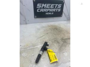 Gebruikte Bobine Renault Laguna II (BG) 1.6 16V Prijs € 3,94 Margeregeling aangeboden door Smeets Autos Venlo