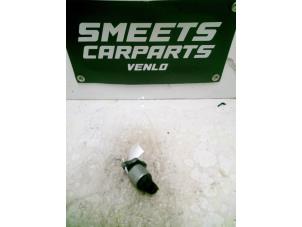 Gebruikte EGR Klep Ford Fiesta 5 (JD/JH) 1.4 16V Prijs € 19,94 Margeregeling aangeboden door Smeets Autos Venlo