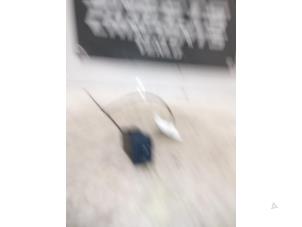 Gebruikte Hoogteregelaar schakelaar Hyundai Getz 1.1i 12V Prijs € 6,94 Margeregeling aangeboden door Smeets Autos Venlo