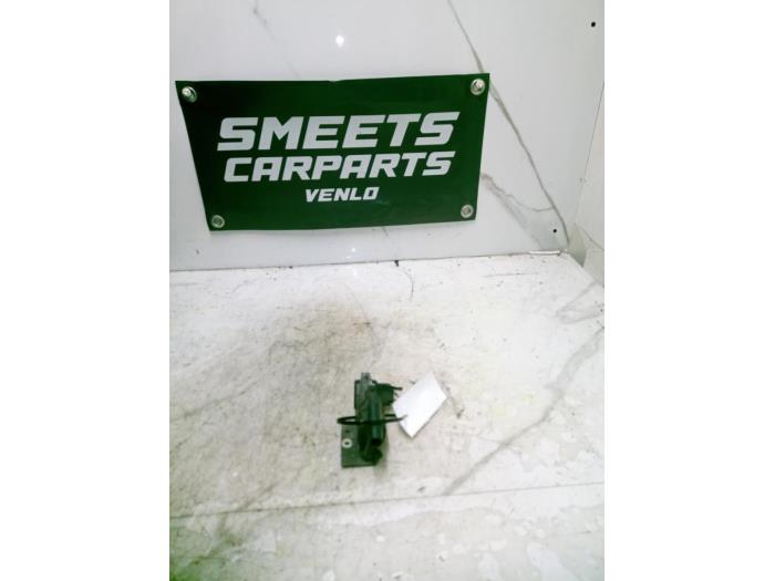 Gebruikte Module ontsteking Suzuki Swift (SF310/413) 1.3i 5-Drs. Prijs € 14,94 Margeregeling aangeboden door Smeets Autos Venlo