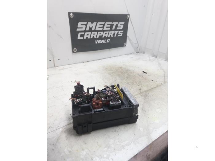 Gebruikte Bodycontrol Module Chrysler Voyager/Grand Voyager (RG/RS) 2.8 CRD 16V Autom. Prijs € 49,99 Margeregeling aangeboden door Smeets Autos Venlo