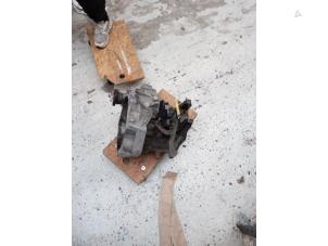 Gebruikte Versnellingsbak Volkswagen Polo V (6R) 1.2 TSI Prijs € 394,94 Margeregeling aangeboden door Smeets Autos Venlo