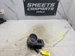 Gebruikte Tellerklok Chevrolet Spark (M300) 1.2 16V Prijs € 34,98 Margeregeling aangeboden door Smeets Autos Venlo