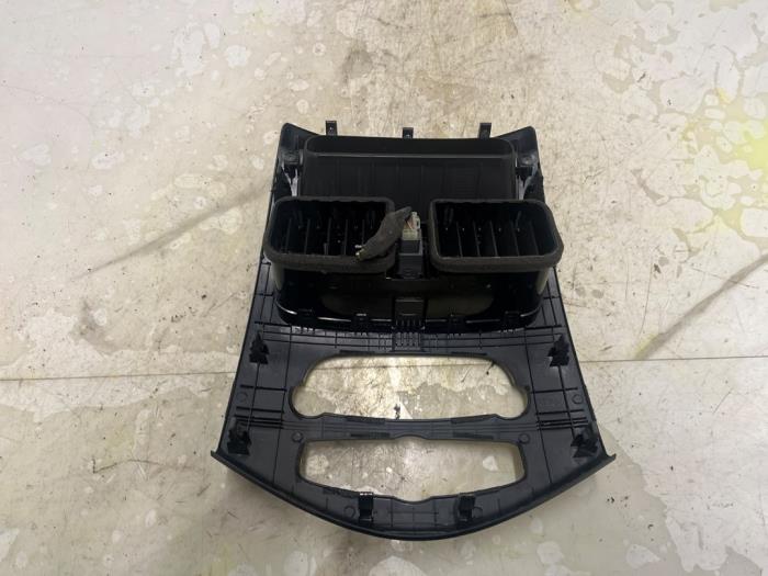 Luchtrooster Dashboard van een Chevrolet Spark (M300) 1.2 16V 2010