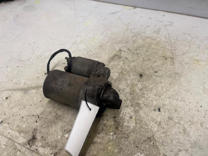 Startmotor van een Chevrolet Spark (M300) 1.2 16V 2010