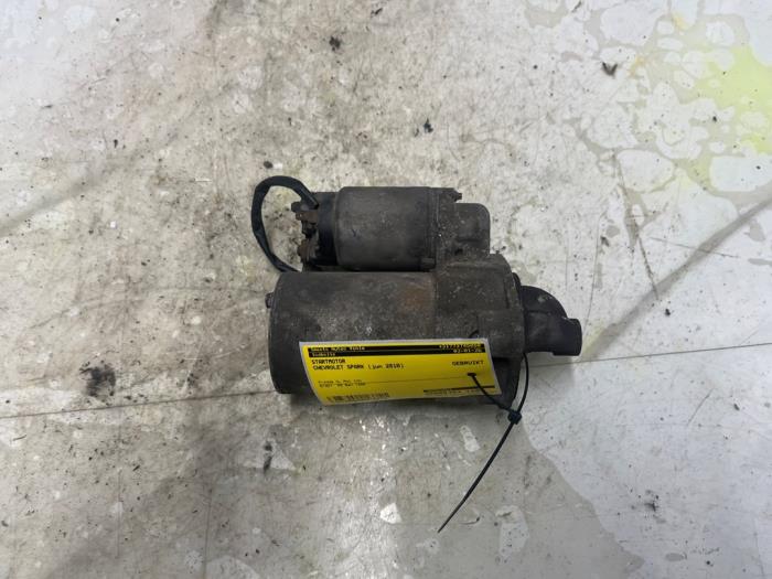 Startmotor van een Chevrolet Spark (M300) 1.2 16V 2010
