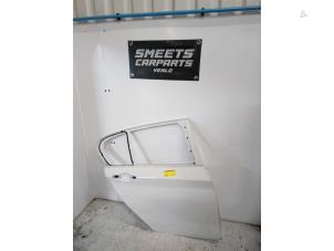 Gebruikte Deur 4Deurs rechts-achter BMW 1 serie (F40) Prijs € 350,00 Margeregeling aangeboden door Smeets Autos Venlo