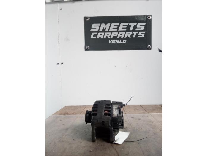 Gebruikte Dynamo Volkswagen Polo IV (9N1/2/3) 1.2 12V Prijs € 19,99 Margeregeling aangeboden door Smeets Autos Venlo