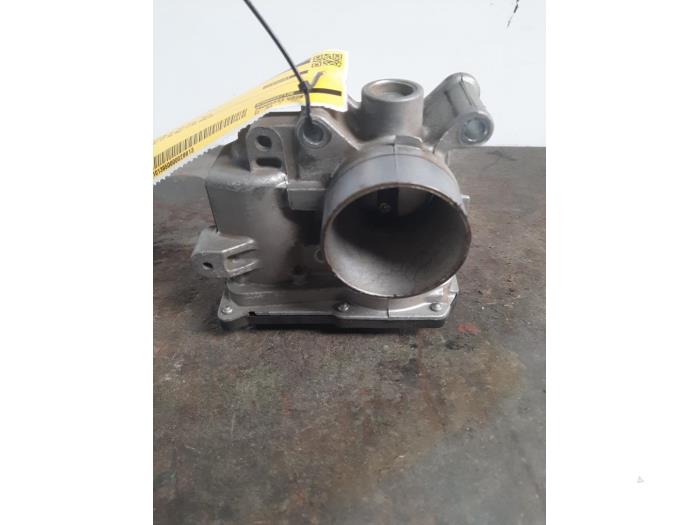 Gebruikte Gasklephuis Dacia Sandero I (BS) 1.2 16V Prijs € 34,95 Margeregeling aangeboden door Smeets Autos Venlo