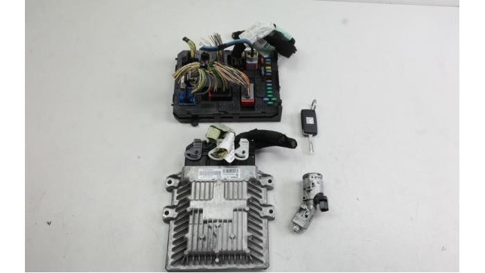 Gebruikte Computer Motormanagement Citroen C6 Prijs € 460,00 Margeregeling aangeboden door Bart Ebben