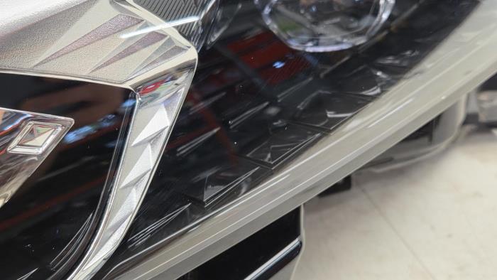 Gebruikte Module LED koplamp DS Automobiles DS3 Crossback Prijs € 690,00 Margeregeling aangeboden door Bart Ebben