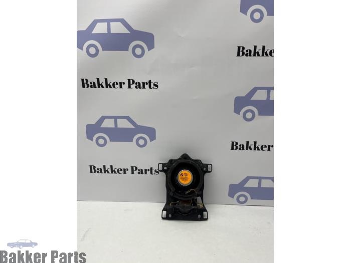 Gebruikte Luidspreker BMW 7 serie (G11/12) 740e,Le Prijs € 40,00 Margeregeling aangeboden door Bakker Parts