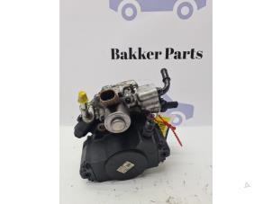 Gebruikte Dieselpomp Mercedes A (W176) 1.8 A-180 CDI 16V Autom. Prijs € 300,00 Margeregeling aangeboden door Bakker Parts