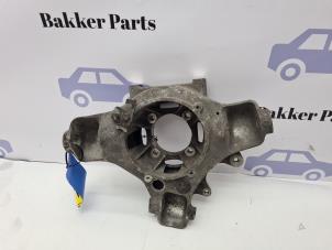 Gebruikte Fusee houder links-achter Ferrari F430 Spider 4.3 V8 32V Prijs € 250,00 Margeregeling aangeboden door Bakker Parts