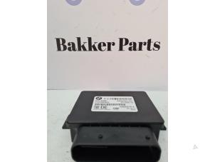Gebruikte Handrem Module BMW 5 serie Touring (F11) 520i 16V Prijs € 40,00 Margeregeling aangeboden door Bakker Parts