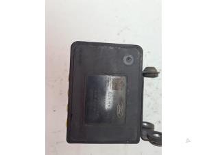 Gebruikte ABS Pomp Ford Mondeo V 1.5 EcoBoost 16V Prijs € 200,00 Margeregeling aangeboden door Bakker Parts