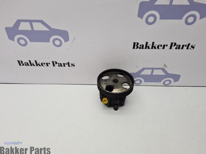Gebruikte Servopomp Ford Fusion 1.4 TDCi Prijs € 40,00 Margeregeling aangeboden door Bakker Parts