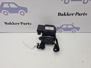 Gebruikte ABS Pomp Ford Mondeo IV 1.6 Ti 16V Prijs € 100,00 Margeregeling aangeboden door Bakker Parts