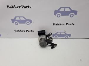 Gebruikte ABS Pomp Ford Galaxy (WA6) 2.0 16V Flexifuel Prijs € 100,00 Margeregeling aangeboden door Bakker Parts