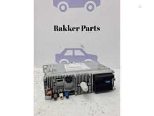 Gebruikte Radio Citroen C4 Cactus (0B/0P) 1.2 PureTech 82 12V Prijs € 300,00 Margeregeling aangeboden door Bakker Parts