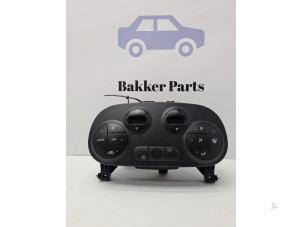 Gebruikte Chaufage Bedieningspaneel Fiat 500 (312) 0.9 TwinAir 85 Prijs € 100,00 Margeregeling aangeboden door Bakker Parts