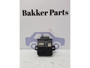 Gebruikte Bochtverlichtings computer Audi A3 Sportback (8VA/8VF) 1.4 TFSI 16V e-tron Prijs € 25,00 Margeregeling aangeboden door Bakker Parts