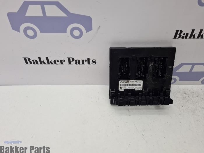 Gebruikte Module Bodycontrol Volkswagen Golf VI (5K1) 2.0 GTD 16V Prijs € 60,00 Margeregeling aangeboden door Bakker Parts