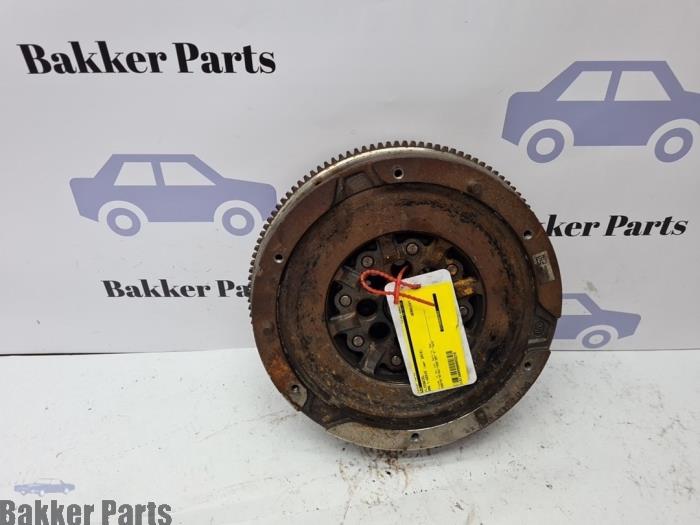 Gebruikte Vliegwiel BMW 1 serie (F20) 118i 1.5 TwinPower 12V Prijs € 225,00 Margeregeling aangeboden door Bakker Parts