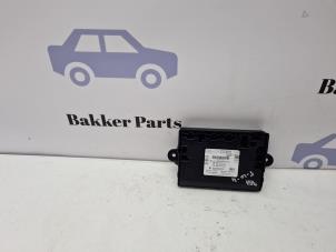 Gebruikte Deur module Mercedes S (W221) 4.0 S-420 CDI V8 32V Prijs € 90,00 Margeregeling aangeboden door Bakker Parts