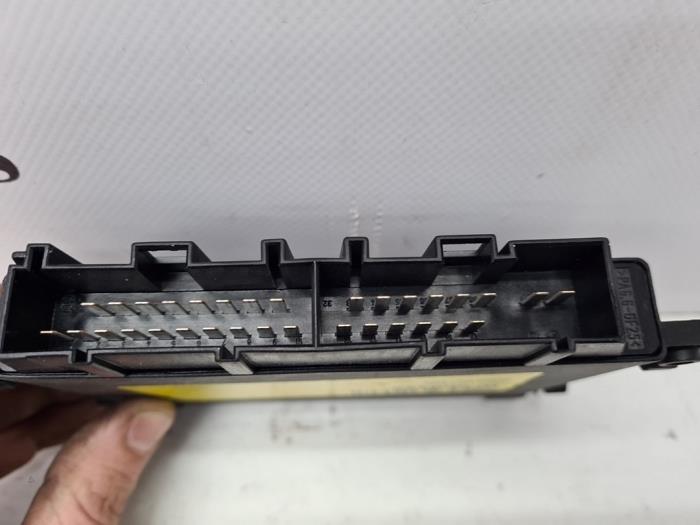 PDC Module van een Mercedes-Benz R (W251) 3.0 320 CDI 24V 4-Matic 2007