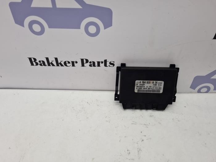 PDC Module van een Mercedes-Benz R (W251) 3.0 320 CDI 24V 4-Matic 2007
