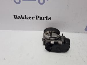 Gebruikte Gasklephuis Porsche Cayenne II (92A) 4.8 V8 32V S Prijs € 75,00 Margeregeling aangeboden door Bakker Parts