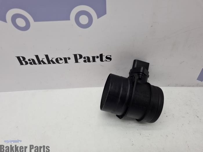 Gebruikte Luchthoeveelheidsmeter Porsche Cayenne (9PA) 4.5 V8 32V Turbo Prijs € 45,00 Margeregeling aangeboden door Bakker Parts