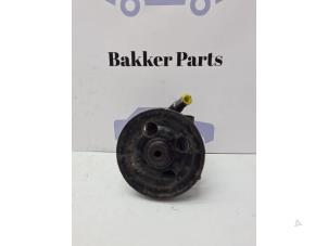 Gebruikte Pomp Servo Ford Mondeo IV 2.0 TDCi 115 16V Prijs € 70,00 Margeregeling aangeboden door Bakker Parts