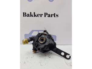 Gebruikte Servopomp Ford Mondeo III 2.0 TDCi 115 16V Euro IV Prijs € 50,00 Margeregeling aangeboden door Bakker Parts