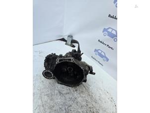 Gebruikte Versnellingsbak Volkswagen New Beetle (9C1/9G1) 1.8 20V Turbo Prijs € 200,00 Margeregeling aangeboden door Bakker Parts