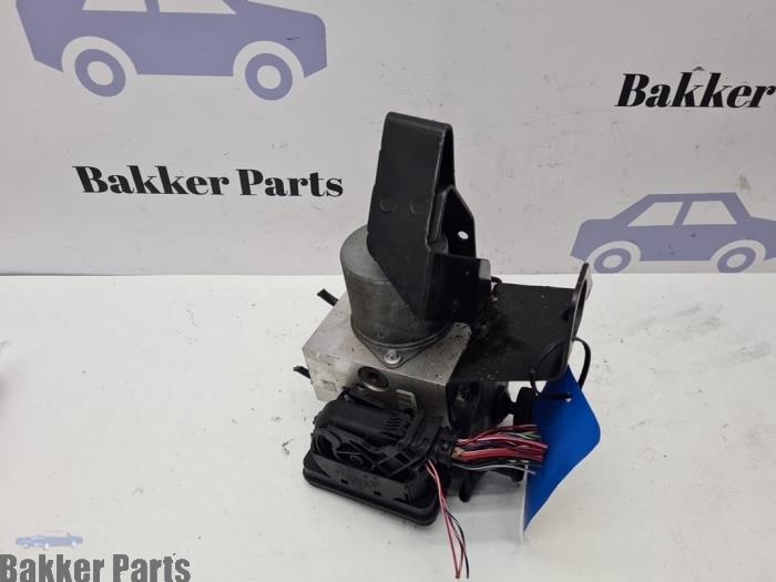 Gebruikte ABS Pomp Mercedes ML III (166) 2.1 ML-250 CDI 16V BlueTEC 4-Matic Prijs € 300,00 Margeregeling aangeboden door Bakker Parts