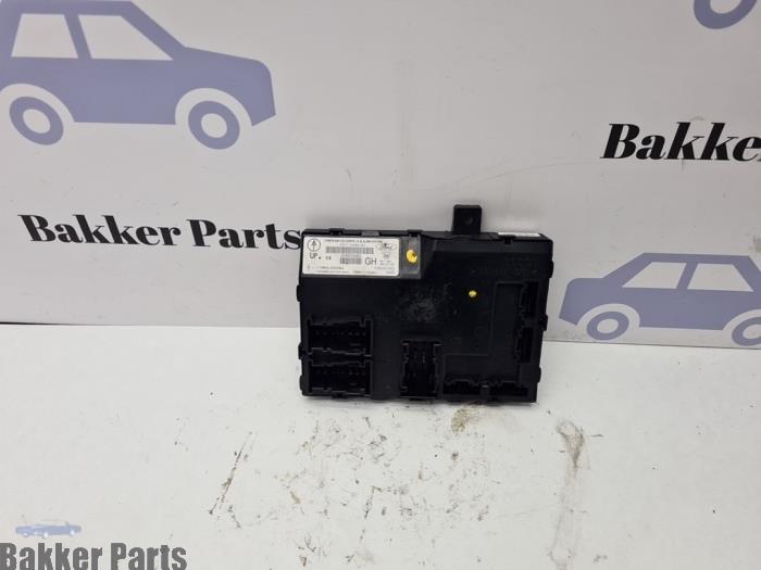 Gebruikte Module Bodycontrol Ford B-Max (JK8) 1.6 TDCi 95 Prijs € 50,00 Margeregeling aangeboden door Bakker Parts
