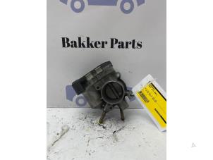 Gebruikte Gasklephuis Volkswagen Polo III (6N2) 1.4 16V 100 Prijs € 30,00 Margeregeling aangeboden door Bakker Parts