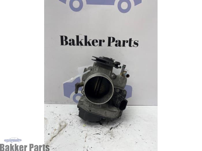 Gebruikte Gasklephuis Volkswagen New Beetle (9C1/9G1) 2.0 Prijs € 40,00 Margeregeling aangeboden door Bakker Parts