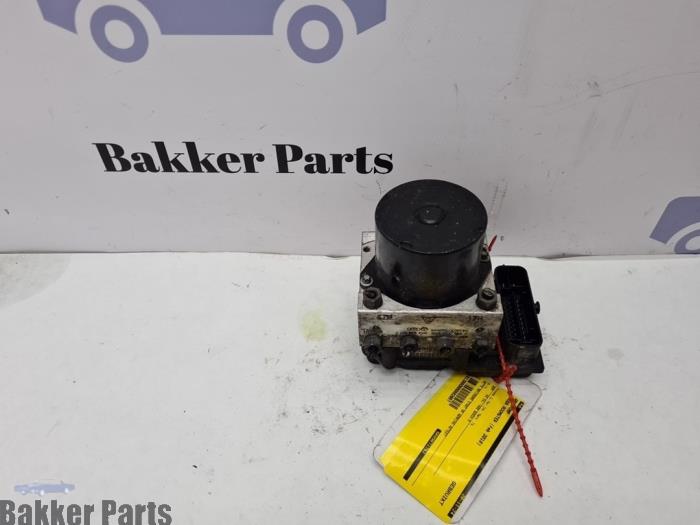 Gebruikte ABS Pomp Skoda Roomster (5J) 1.4 TDI 70 Prijs € 70,00 Margeregeling aangeboden door Bakker Parts