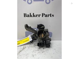 Gebruikte Gasklephuis Renault Twingo (C06) 1.2 Prijs € 30,00 Margeregeling aangeboden door Bakker Parts