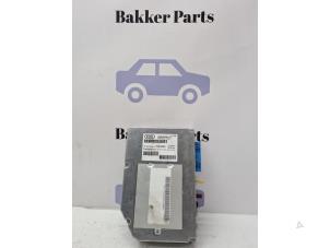 Gebruikte Telefoon Module Audi A8 (D3) 3.0 TDI V6 24V Quattro Prijs € 125,00 Margeregeling aangeboden door Bakker Parts