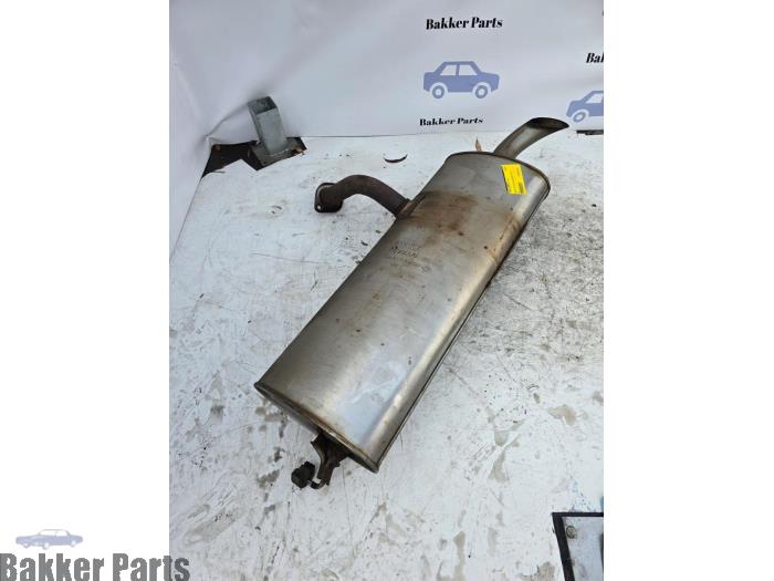 Gebruikte Uitlaat Einddemper Nissan Qashqai (J11) 1.2 DIG-T 16V Prijs € 75,00 Margeregeling aangeboden door Bakker Parts