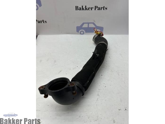 Gebruikte Intercooler Buis Volkswagen Golf VII (AUA) 2.0 GTD 16V Prijs € 40,00 Margeregeling aangeboden door Bakker Parts