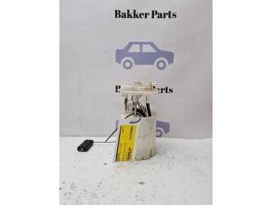 Gebruikte Benzinepomp Renault Megane III Grandtour (KZ) 1.4 16V TCe 130 Prijs € 60,00 Margeregeling aangeboden door Bakker Parts