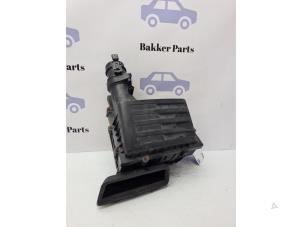 Gebruikte Luchtfilterhuis Volkswagen Golf VII (AUA) 1.6 TDI 16V Prijs € 60,00 Margeregeling aangeboden door Bakker Parts