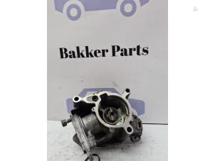 Gebruikte Vacuumpomp (Benzine) Volkswagen Golf VI (5K1) 2.0 GTI 16V Prijs € 75,00 Margeregeling aangeboden door Bakker Parts