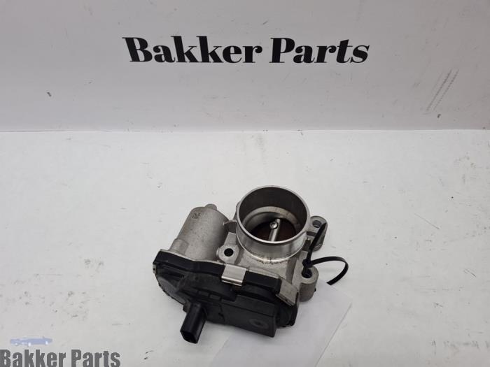 Gebruikte Gasklephuis Opel Karl 1.0 12V Prijs € 45,00 Margeregeling aangeboden door Bakker Parts